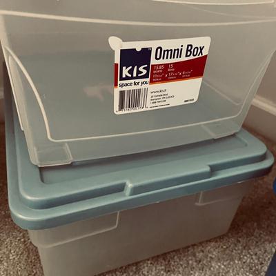 Collection of Small & Medium Plastic Bins with Lids (O-MG)