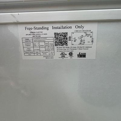 331 GE 5 Cubic Feet Chest Freezer