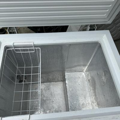 331 GE 5 Cubic Feet Chest Freezer