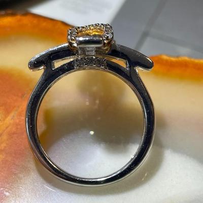 (Ring #5) Sterling Silver .925 Fashion Cross Ring Size 5-3/4 in VG Never Worn Condition.