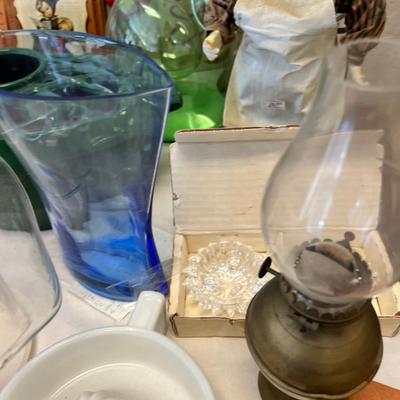 Cats, Brass ships oil lamp, Empioli glass bottle