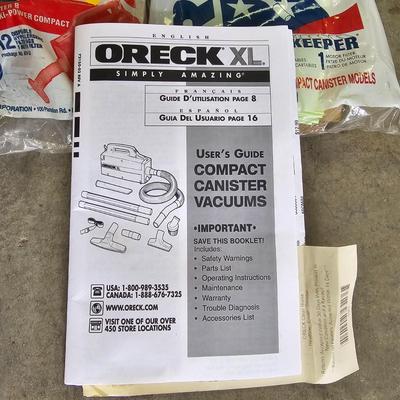 Oreck XL Vacuum & Accessories (G-JS)