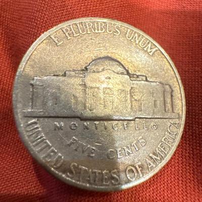 1942 JEFFERSON NICKEL UNITED STATES COIN