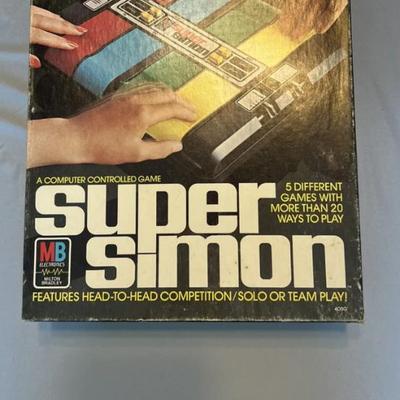 Vintage 1979 Milton Bradley Super Simon Electronic Memory Game - Tested Working