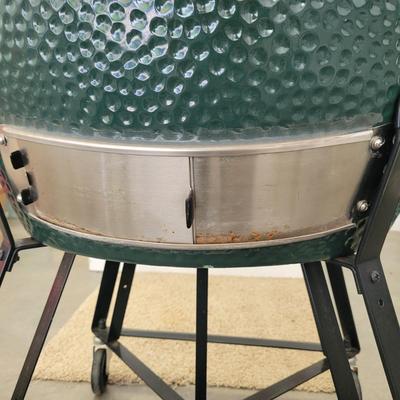 Big Green Egg 24” Grill and Smoker (G-CE)