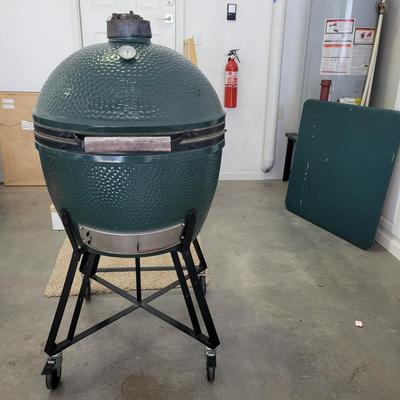 Big Green Egg 24” Grill and Smoker (G-CE)
