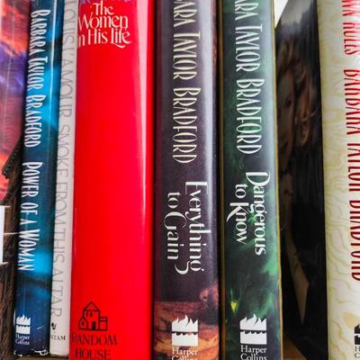 Fiction Hardback Book Lot, including Higgins -Clark