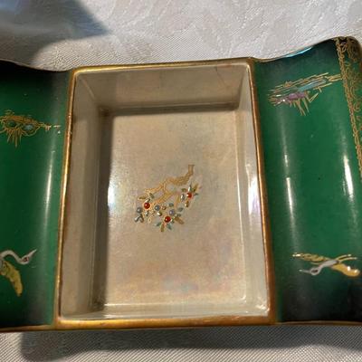 Vintage Carlton Ware "Vert Royale" Cigarette Box