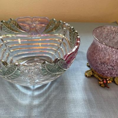4 pink ceramic mugs/saucers & decor