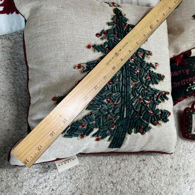 Christmas mini pillows