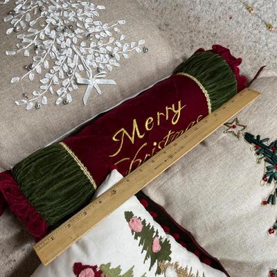 Christmas mini pillows
