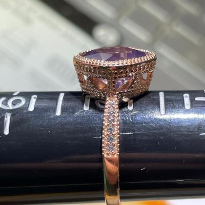 (Ring #7) Sterling Silver .925 Fashion Ring Size 8 in VG Never Worn Condition.