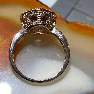 (Ring #7) Sterling Silver .925 Fashion Ring Size 8 in VG Never Worn Condition.