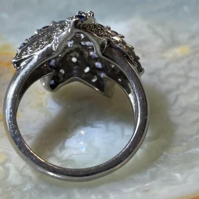 (Ring #12) Sterling Silver .925 Fashion Ring Size 7 in VG Never Worn Condition.
