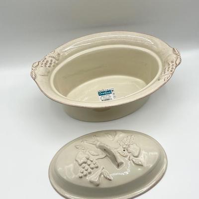 CASAFINA ~ Stoneware ~ Lidded Oval Casserole Dish