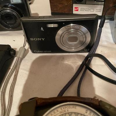 VINTAGE CAMERAS