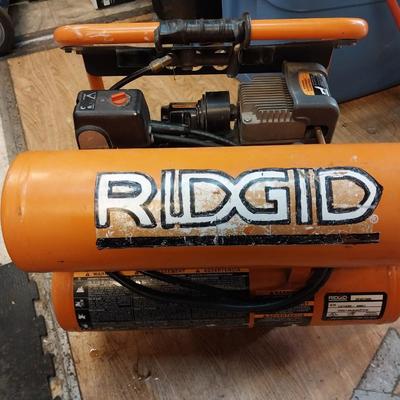 4.5 GALLON RIDGID