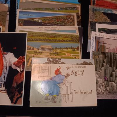 ELVIS PRESLEY AND OTHER POSTCARDS
