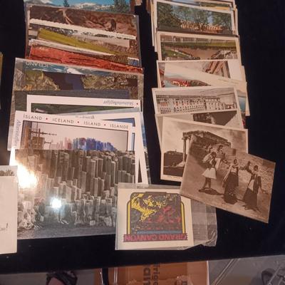ELVIS PRESLEY AND OTHER POSTCARDS