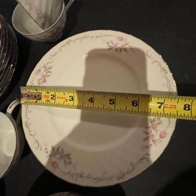 GOLD STANDARD GENUINE PORCELAIN CHINA