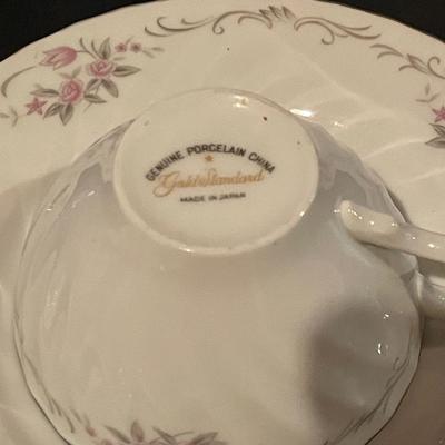 GOLD STANDARD GENUINE PORCELAIN CHINA