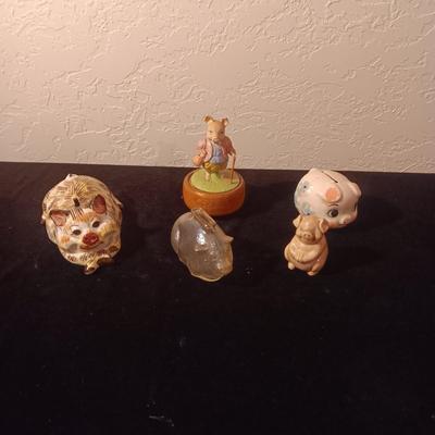 PIG MUSIC BOX & PIGGY BANKS