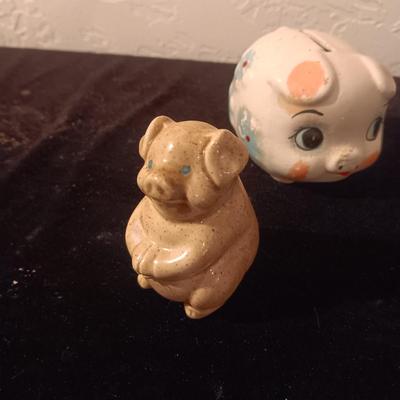 PIG MUSIC BOX & PIGGY BANKS