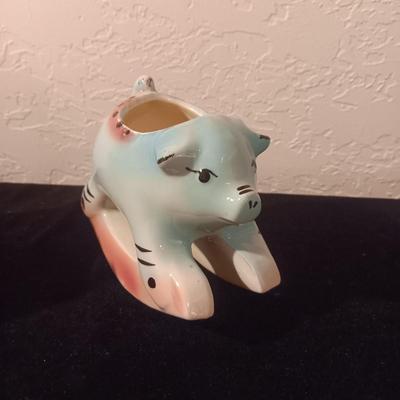 PIGGY BANKS AND PLANTER