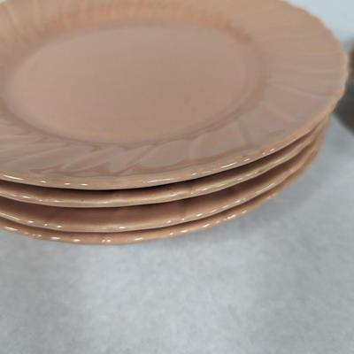 19 Pieces of Franciscan Ware Plates
