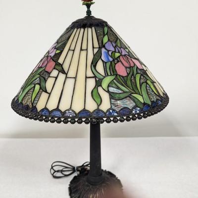 Tiffany Style Stained Glass Table Lamp