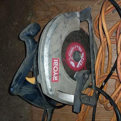 RYOBI CIRCULAR SAW AND LONG EXTENSION CORD
