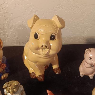 CUTE LIL' PIGS