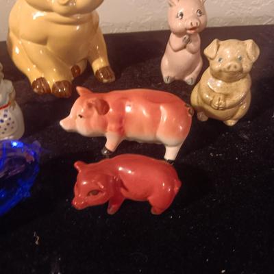 CUTE LIL' PIGS