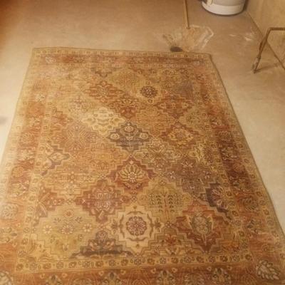 VERY NICE, QUALITY, TIGHTLY WOVEN, CLEAN AREA RUG