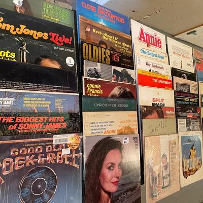 HUGE SELECTION OF MUSIC ON VINYL RECORDS