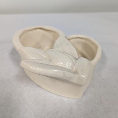 Stangl Pottery Nesting Hen Leaf Planter