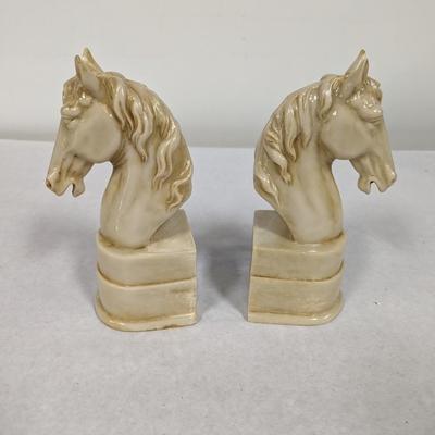 Heavy Resin Antiquated Horse-head Bust Bookends