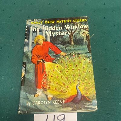 Vintage Nancy Drew Mystery