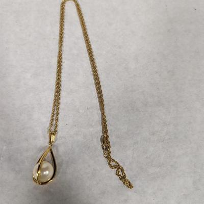 Vintage Avon Caged Faux Pearl Pendant