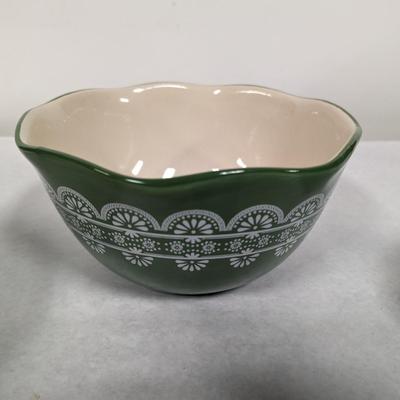 Pioneer Woman Nesting Mixing Bowls