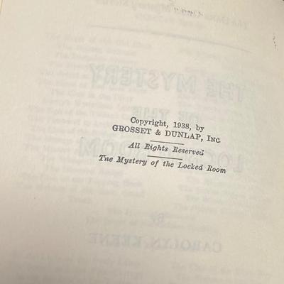 Vintage Nancy Drew Mystery