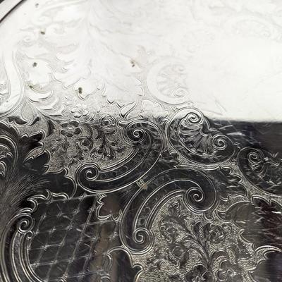 Large Vintage American Crescent Silverware Silverplate Grapevine Round Tray