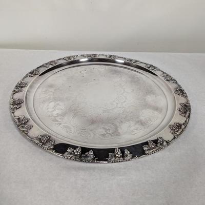 Large Vintage American Crescent Silverware Silverplate Grapevine Round Tray