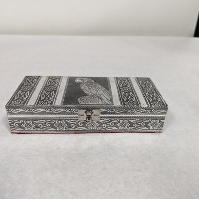 Silver Handicraft Jewelry Box With Parrot Design