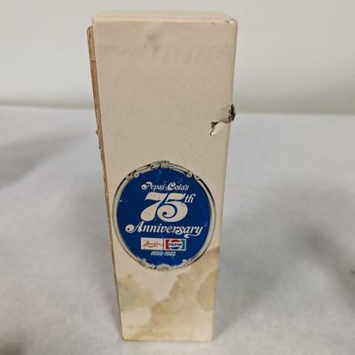 Pepsi Cola 75th Anniversary Edition Combination Salt Shaker & Pepper Mill