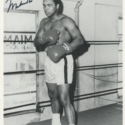 Muhammad Ali signed photo