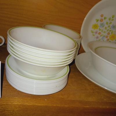 CORELLE 6 PLACE SETTING WITH EXTRAS