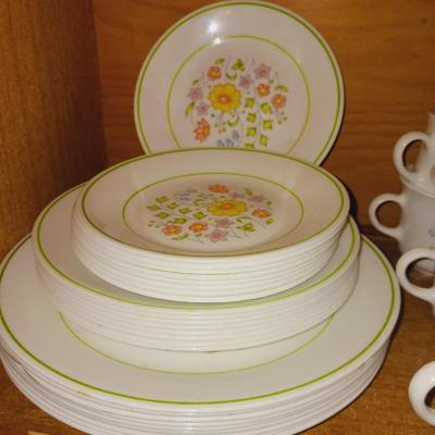 CORELLE 6 PLACE SETTING WITH EXTRAS