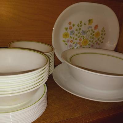 CORELLE 6 PLACE SETTING WITH EXTRAS