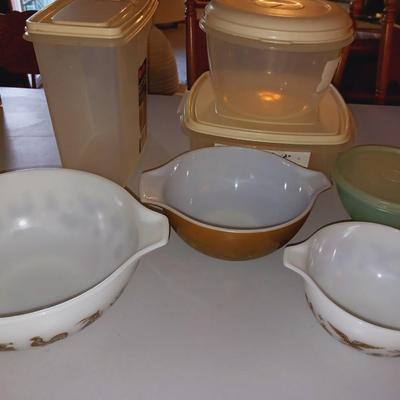 PYREX AMERICANA OVENWARE AND FOOD STORAGE CONTAINERS